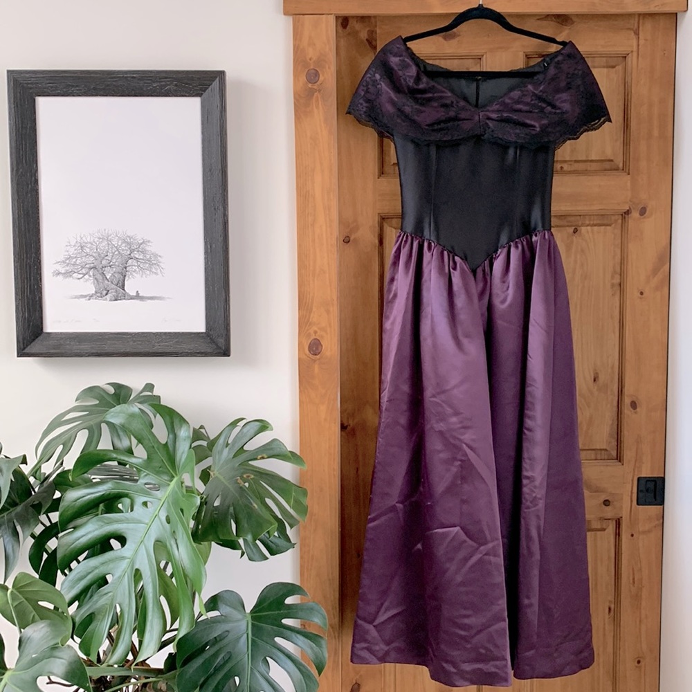 VINTAGE Y2K PROM DRESS! Handmade, deep purple and black with lace size XS/S